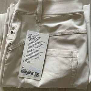 LULULEMON CITY SLEEK 5 POCKET WIDE LEG HIGH RISE 7/8 length- WHITE OPAL size 27